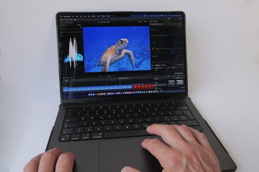 post production al computer